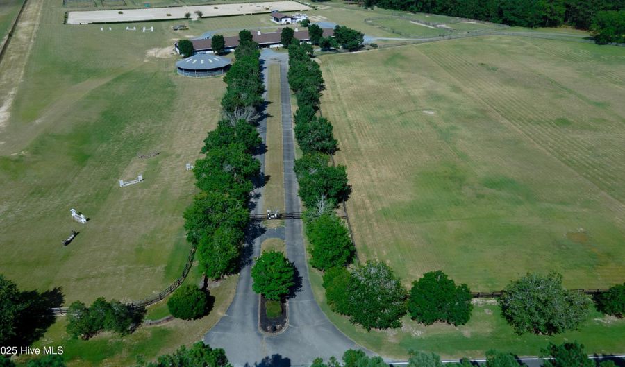 450 Addor Rd, Aberdeen, NC 28315 - 3 Beds, 3 Bath