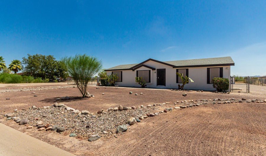 28919 W COCOPAH St, Buckeye, AZ 85326 - 3 Beds, 2 Bath