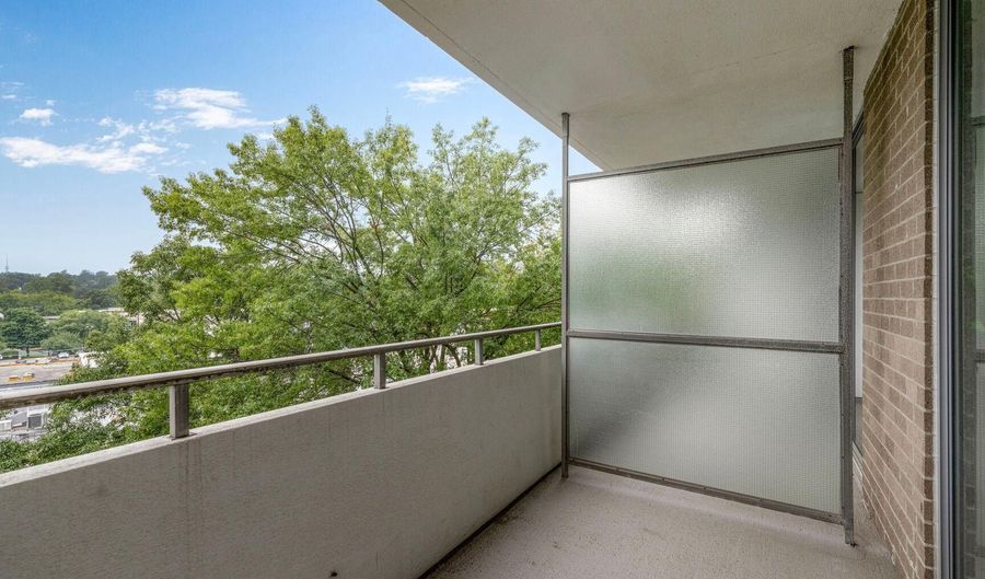 5101 RIVER Rd 813, Bethesda, MD 20816 - 2 Beds, 2 Bath