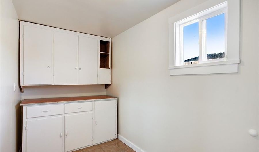 50 Singleton Rd, Alma, CO 80420 - 2 Beds, 1 Bath