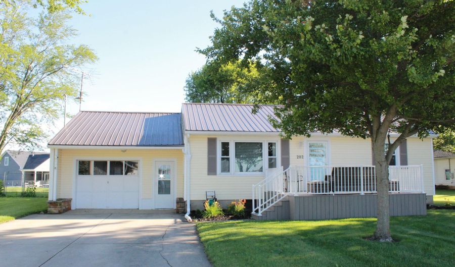 202 W Elroy Ansonia Rd, Ansonia, OH 45303 - 3 Beds, 1 Bath