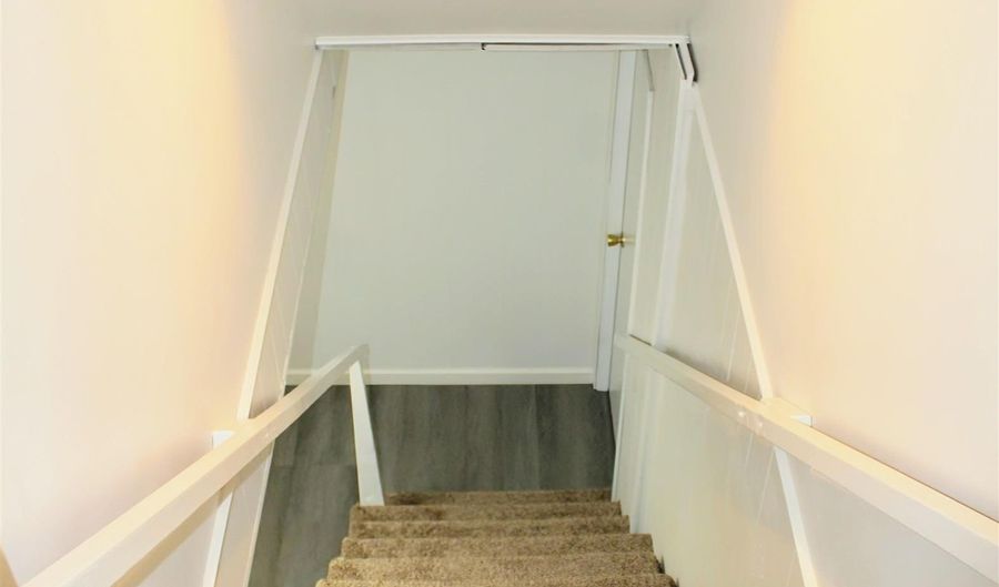604 DENNISTON Ln, Adamsville, AL 35005 - 3 Beds, 2 Bath