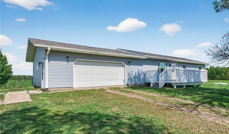 2027 40th Ave, Alden, WI 54020 - 3 Beds, 2 Bath