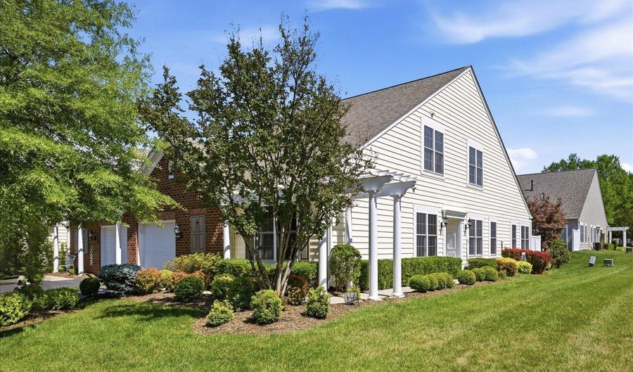 44415 ADARE Mnr, Ashburn, VA 20147 - 3 Beds, 3 Bath