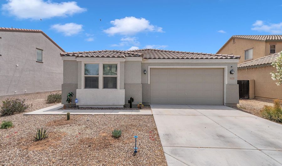 25779 W HAZEL Dr, Buckeye, AZ 85326 - 3 Beds, 2 Bath