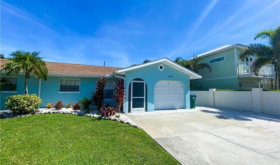 309 63RD St A, Holmes Beach, FL 34217 - 2 Beds, 2 Bath