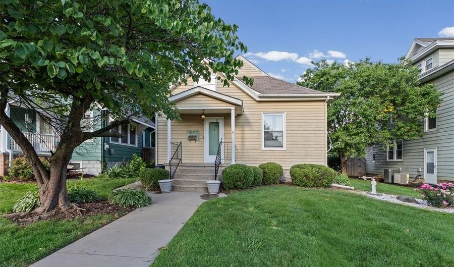 1807 State St, Alton, IL 62002 - 2 Beds, 1 Bath