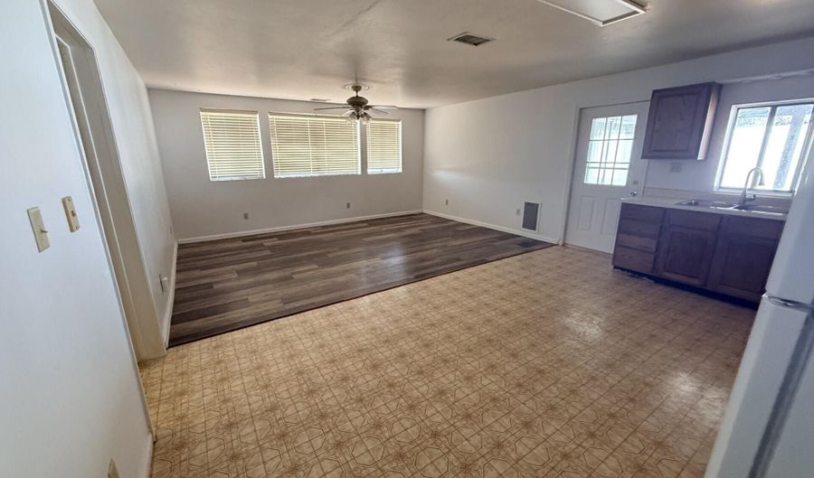 481 N Warren Rd, Benson, AZ 85602 - 3 Beds, 2 Bath
