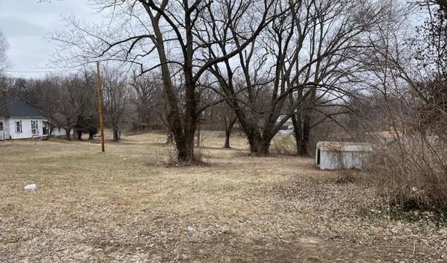 1021 Ash St, Atchison, KS 66002 - 0 Beds, 0 Bath