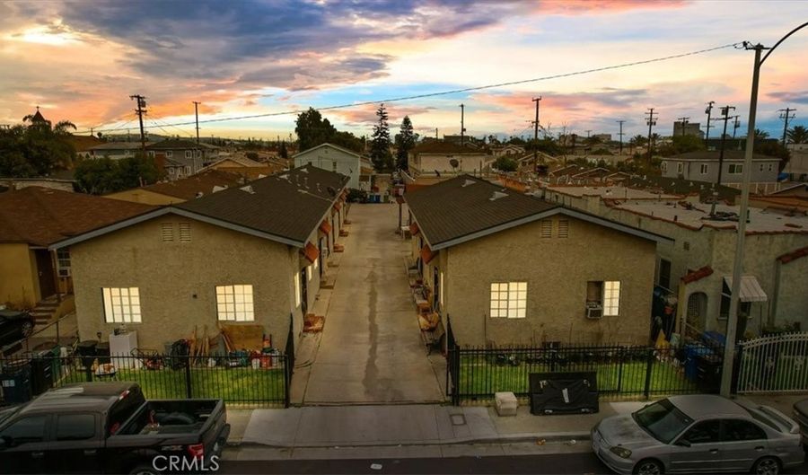 732 S Ferris Ave, East Los Angeles, CA 90022 - 4 Beds, 2 Bath