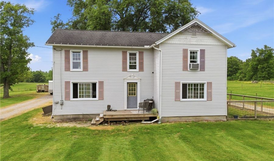 6246 Slater Rd, Andover, OH 44003 - 3 Beds, 2 Bath