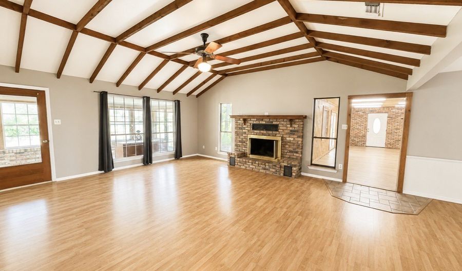 7780 County Road 286, Anna, TX 75409 - 2 Beds, 2 Bath