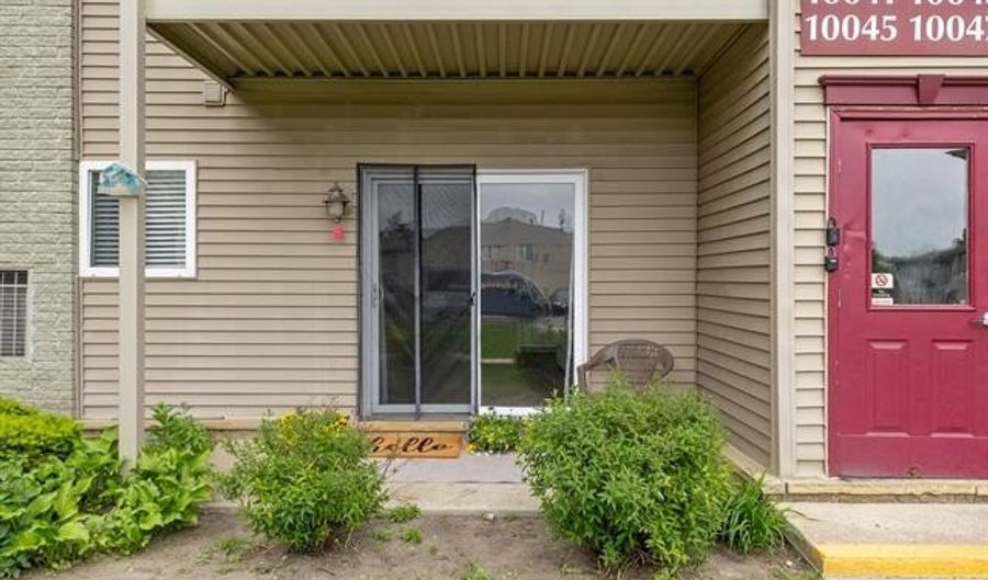 10033 ALLEN POINTE Dr, Allen Park, MI 48101 - 2 Beds, 1 Bath
