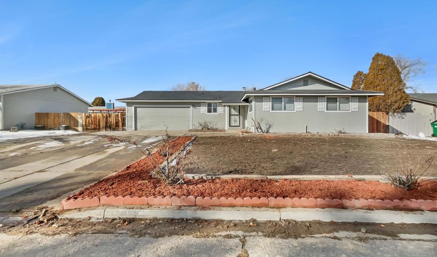 370 Sycamore St, Fernley, NV 89408 - 3 Beds, 2 Bath