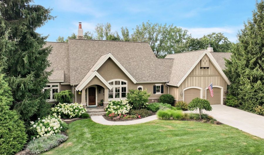 5575 Sanctuary Dr NE, Ada, MI 49301 - 3 Beds, 3 Bath