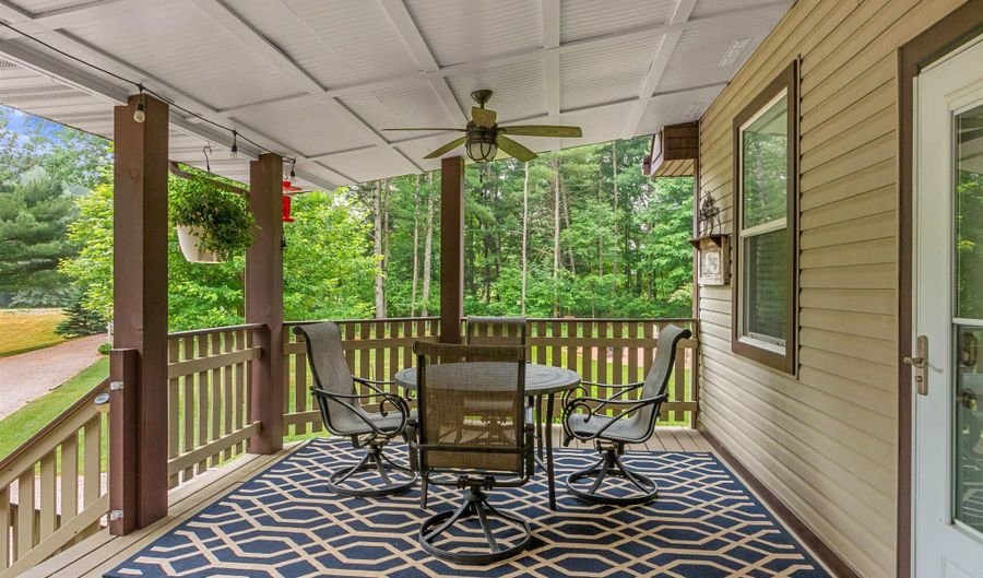 1854 E County Road Z, Arkdale, WI 54613 - 3 Beds, 3 Bath