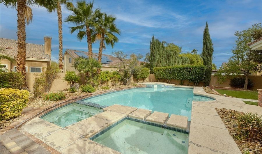 2113 Hillsgate St, Las Vegas, NV 89134 - 4 Beds, 3 Bath