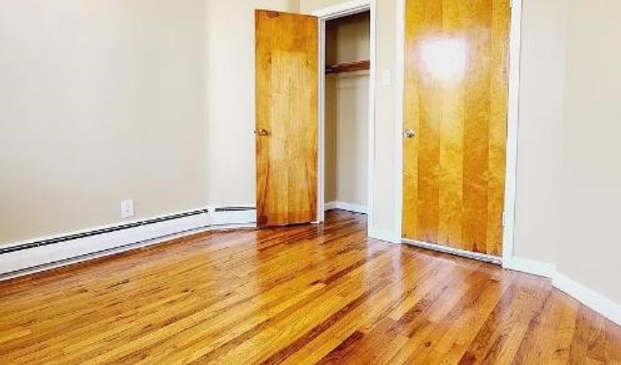 1048 BROADWAY, Bayonne, NJ 07002 - 0 Beds, 0 Bath