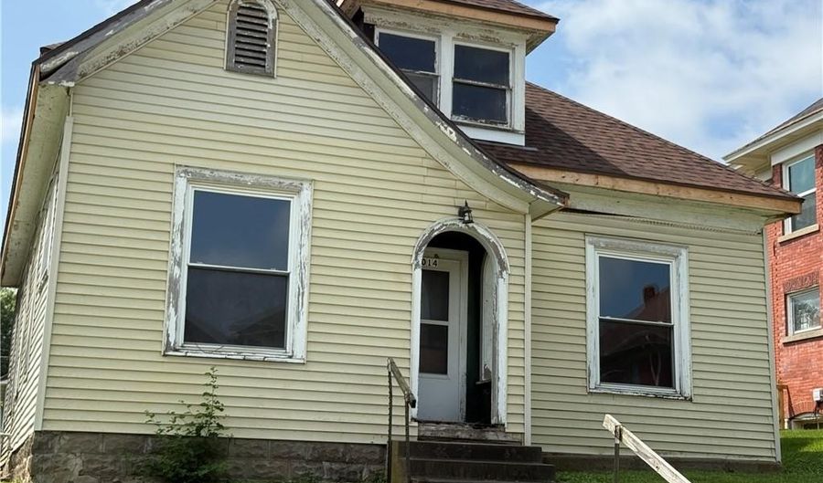 1014 Santa Fe St, Atchison, KS 66002 - 3 Beds, 1 Bath