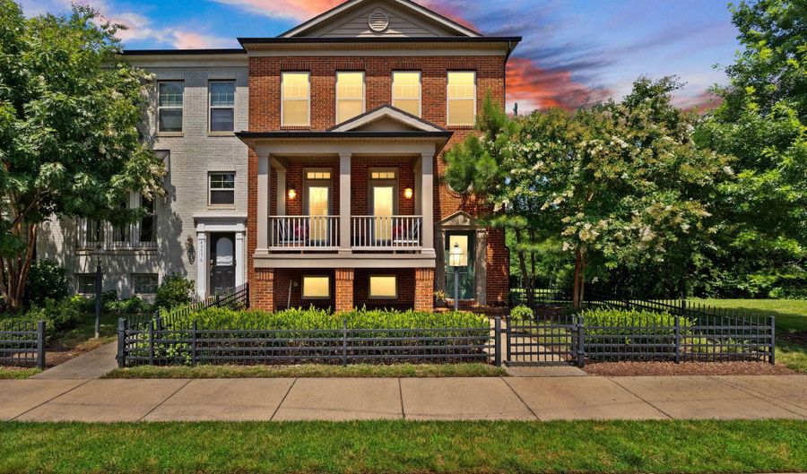43378 OLD RYAN Rd, Ashburn, VA 20148 - 3 Beds, 3 Bath