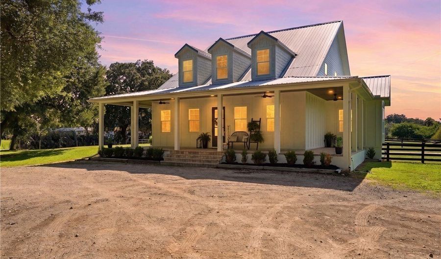 3651 Bateman Rd, Alva, FL 33920 - 3 Beds, 5 Bath