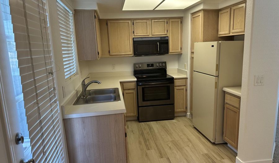 1825 W RAY Rd 1008, Chandler, AZ 85224 - 2 Beds, 2 Bath