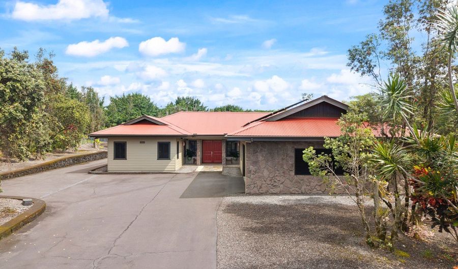 1030 KUKUAU St, Hilo, HI 96720 - 3 Beds, 4 Bath
