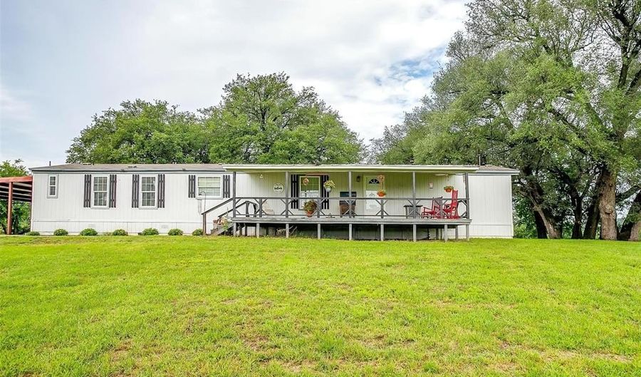 421 Red Bluff Cir, Millsap, TX 76066 - 2 Beds, 2 Bath