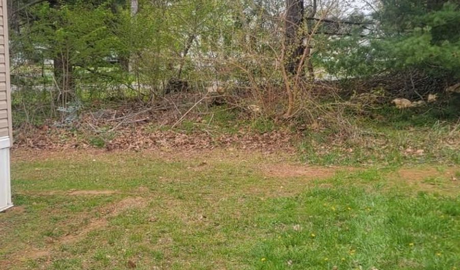 200 BEECHWOOD Ave 2, Dover, DE 19901 - 3 Beds, 2 Bath