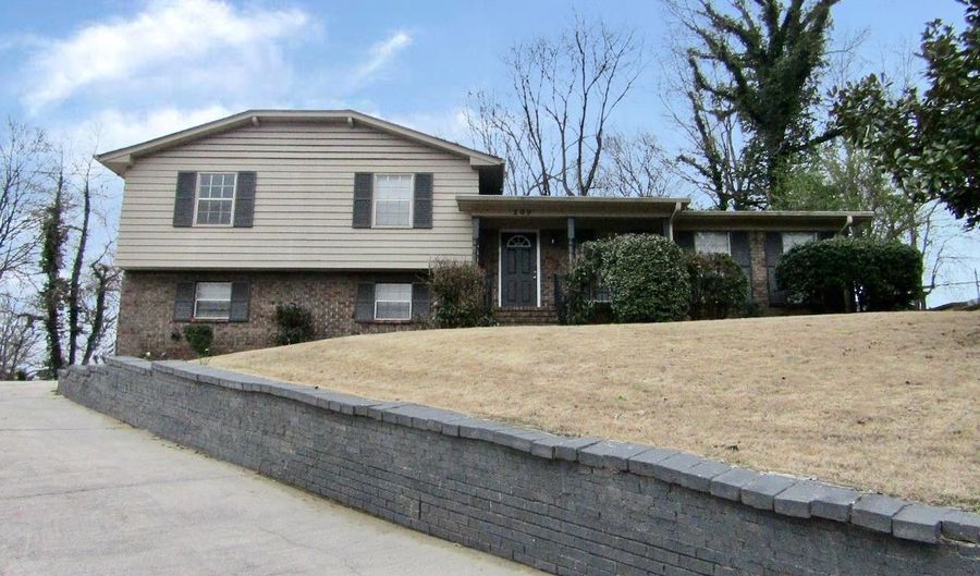 209 FAIR OAKS Dr, Fairfield, AL 35064 - 3 Beds, 2 Bath