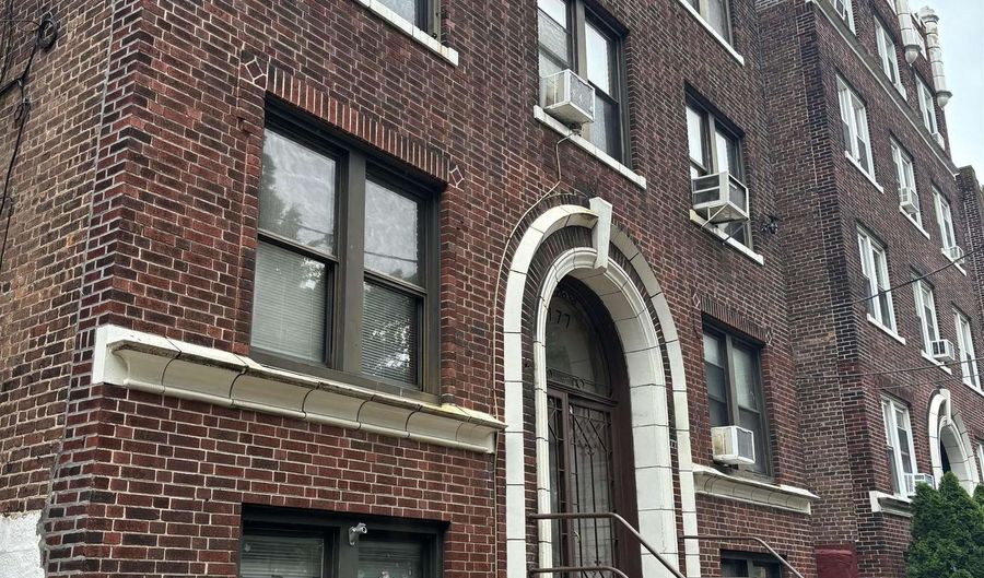 177 W 48TH St 6, Bayonne, NJ 07002 - 1 Beds, 1 Bath