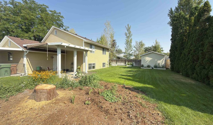 4818 Freedom Ave, Chubbuck, ID 83202 - 3 Beds, 2 Bath