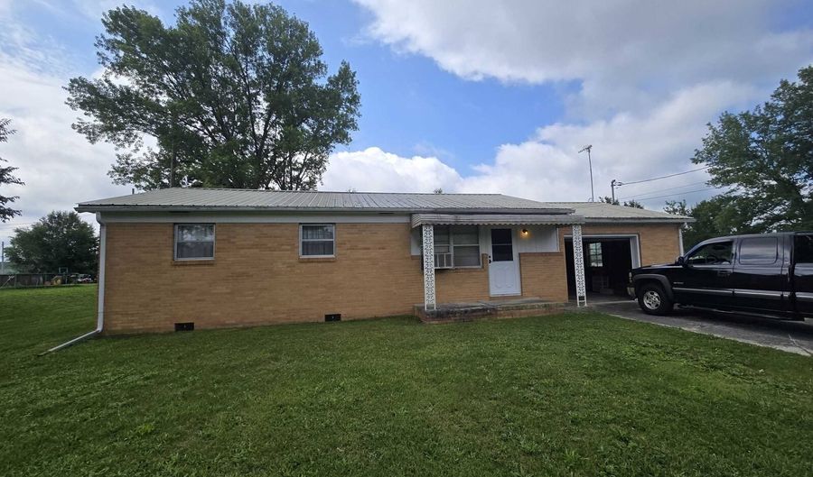382 Meadow Branch Rd, Bean Station, TN 37708 - 3 Beds, 1 Bath