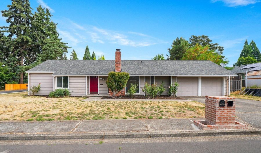 18775 SW SHELLY St, Beaverton, OR 97078 - 5 Beds, 2 Bath