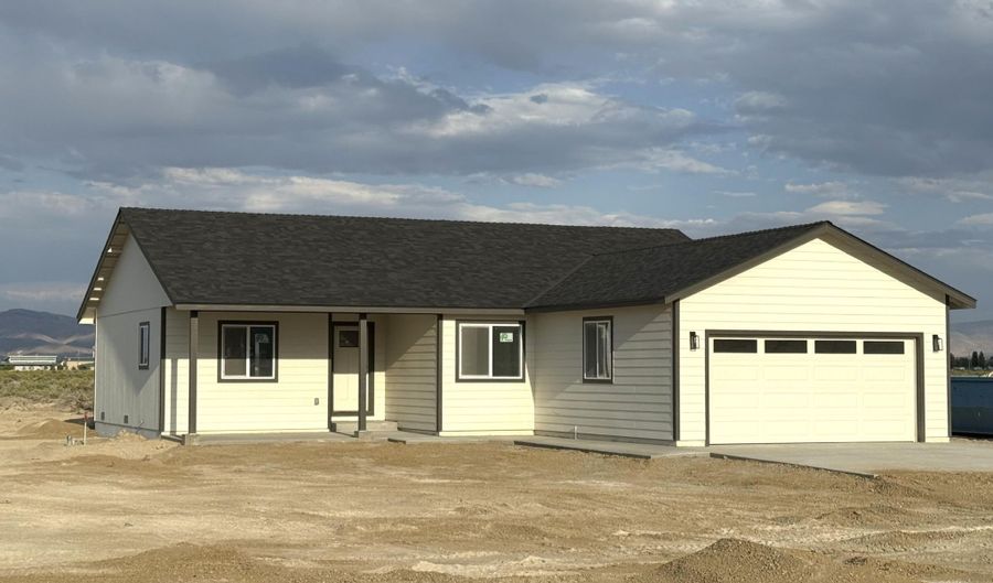 700 Emerald Ln, Battle Mountain, NV 89820 - 3 Beds, 2 Bath
