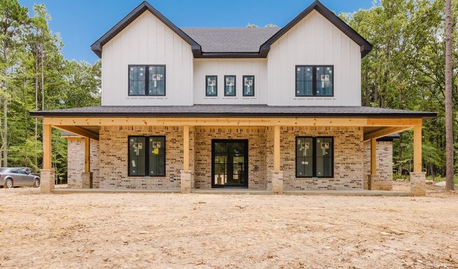 7048 Hannah Ln, Benton, AR 72019 - 4 Beds, 4 Bath
