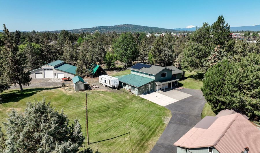 20640 Kandi Ct, Bend, OR 97701 - 3 Beds, 2 Bath