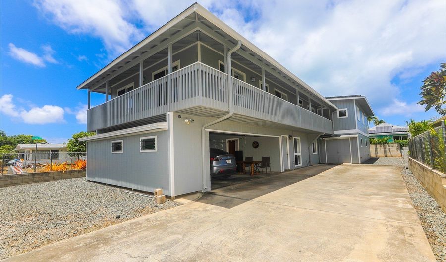 224 Maluniu St, Kailua, HI 96734 - 7 Beds, 5 Bath