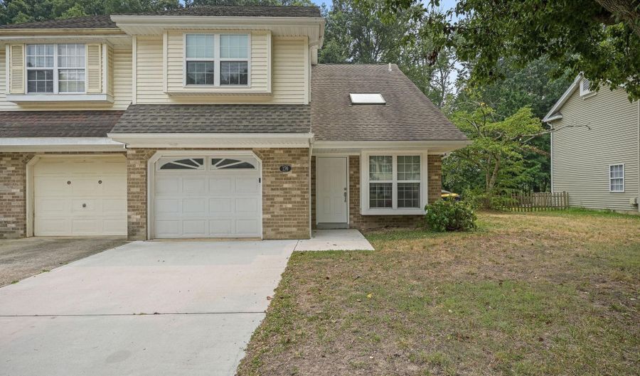 176 STONEY Dr, Dover, DE 19904 - 3 Beds, 3 Bath