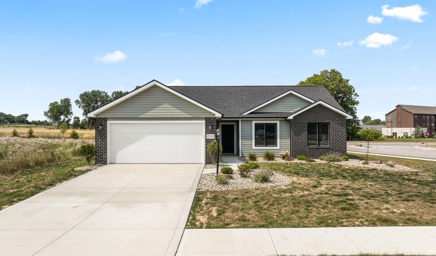 1700 Badger Ln, Auburn, IN 46706 - 4 Beds, 2 Bath