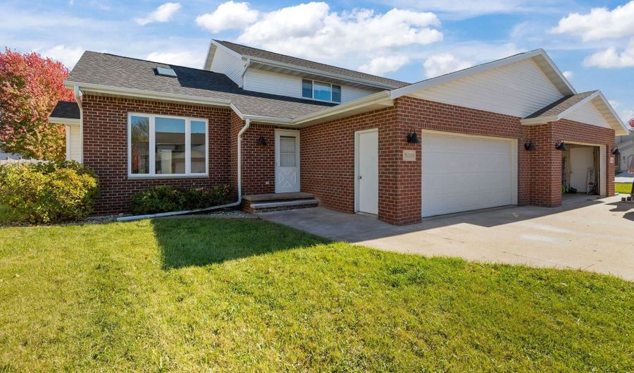 N308 EASTOWNE Court, Appleton, WI 54915 - 3 Beds, 2 Bath