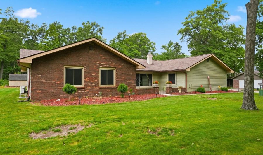 1455 N 140 W, Angola, IN 46703 - 3 Beds, 2 Bath