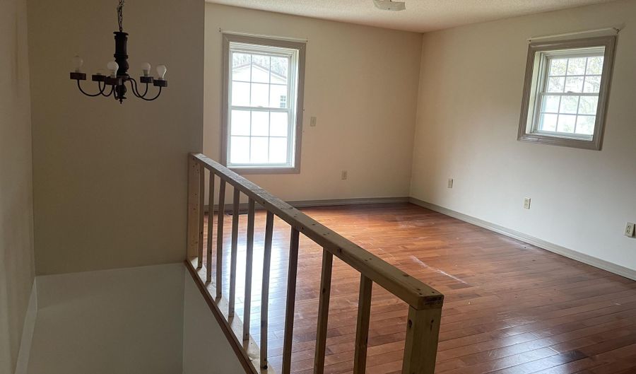 1364 HWY 3439, Barbourville, KY 40906 - 5 Beds, 3 Bath