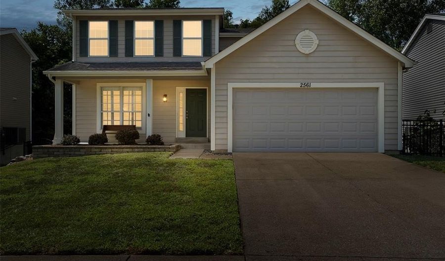2561 Hidden Meadow Ln, Ballwin, MO 63021 - 3 Beds, 3 Bath