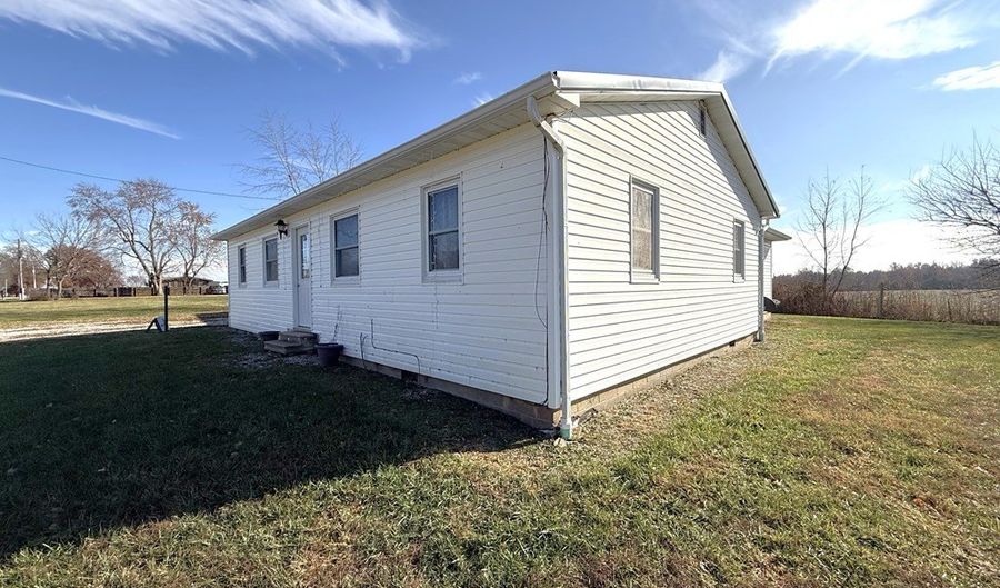 316 Aaron St, Atlanta, MO 63530 - 4 Beds, 2 Bath