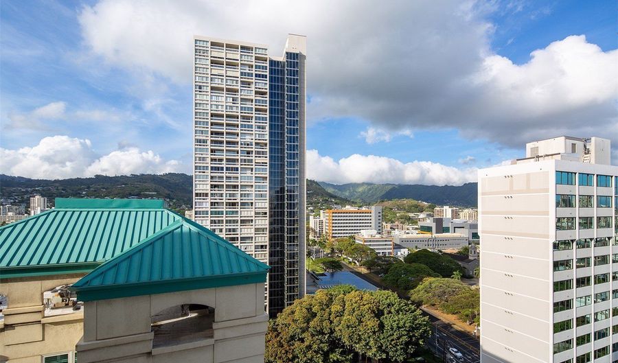 1315 Kalakaua Ave 1911, Honolulu, HI 96826 - 2 Beds, 1 Bath