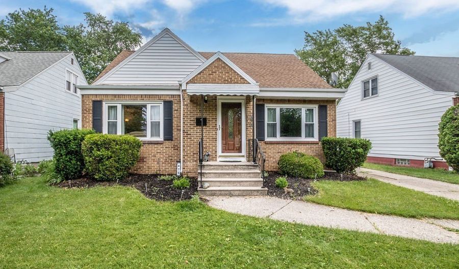 475 Capen Blvd, Amherst, NY 14226 - 3 Beds, 2 Bath