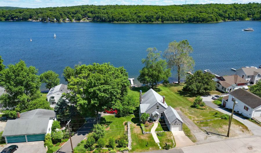 34 Avery Shrs, Coventry, CT 06238 - 4 Beds, 3 Bath