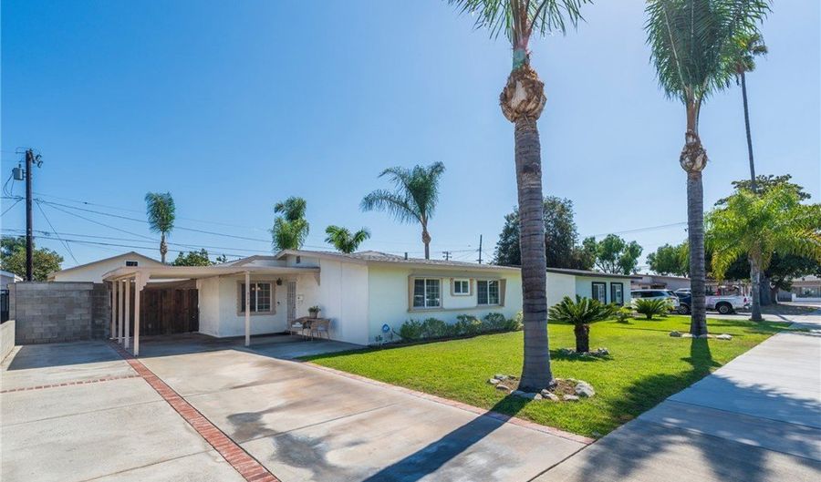 3172 W Coolidge, Anaheim, CA 92801 - 3 Beds, 2 Bath