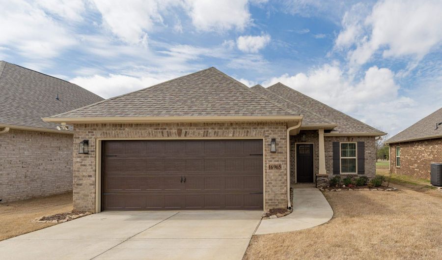 16965 Ted Childs Dr, Athens, AL 35613 - 3 Beds, 2 Bath